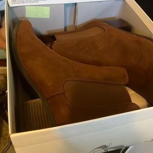 A new day size 10 boots